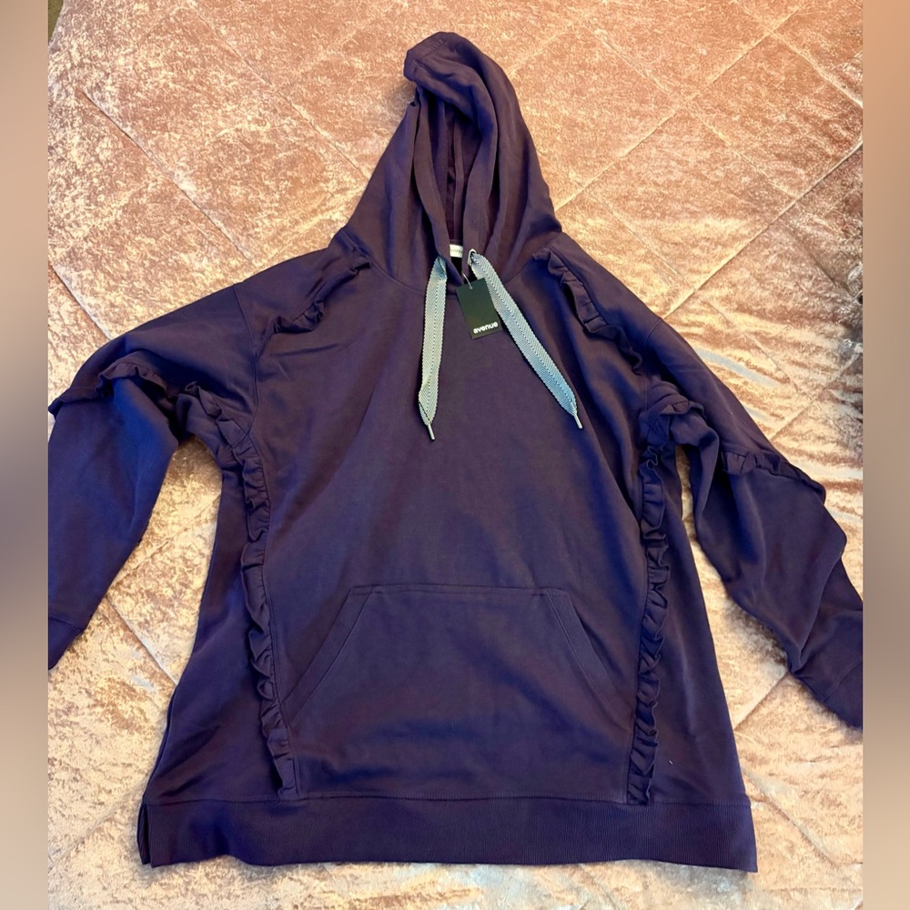 NWT Avenue women’s Purple Hoodie size 18